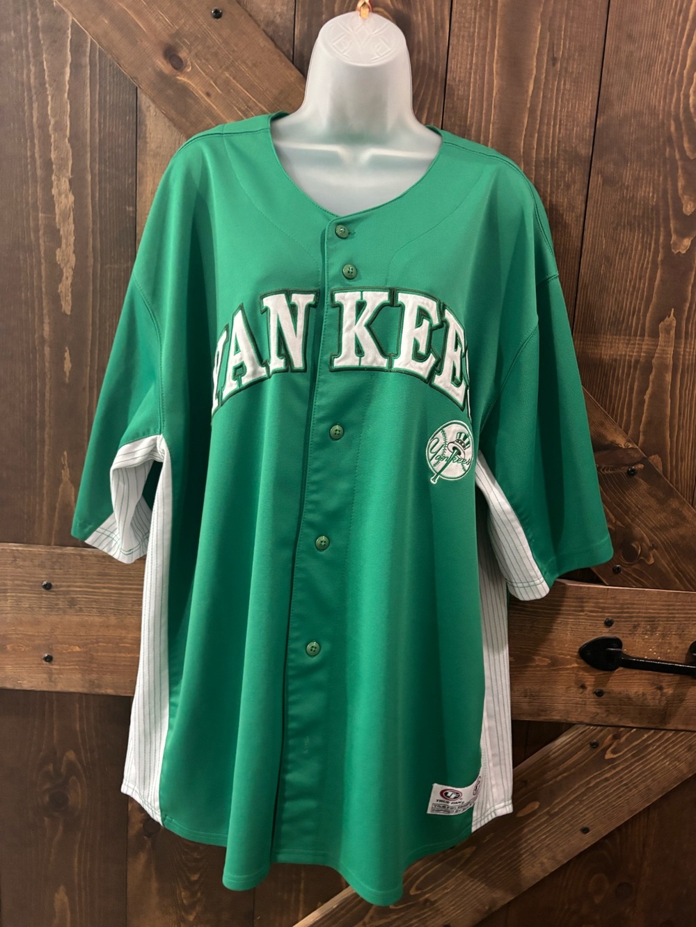 MLB- Vintage New York Yankees Jersey